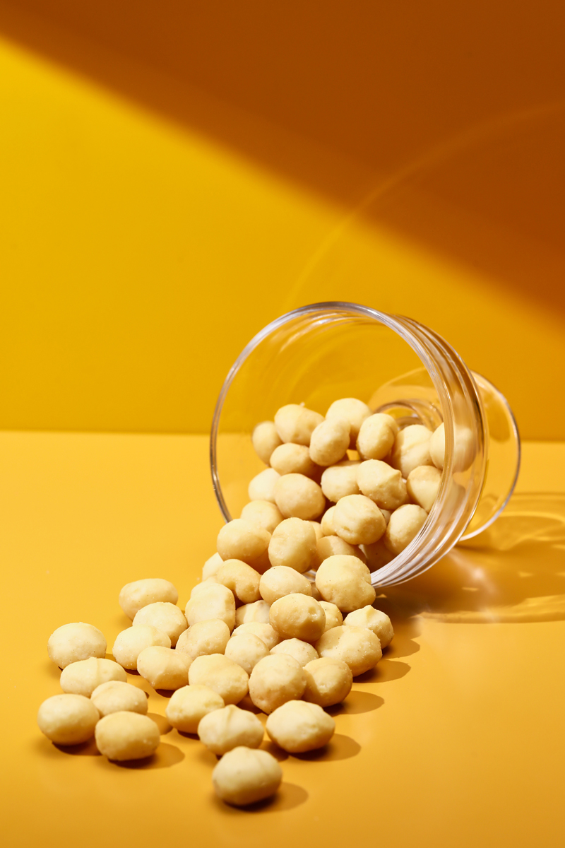 夏威夷果怎麽開(kāi)殼？夏威夷果的(de)開(kāi)殼方法