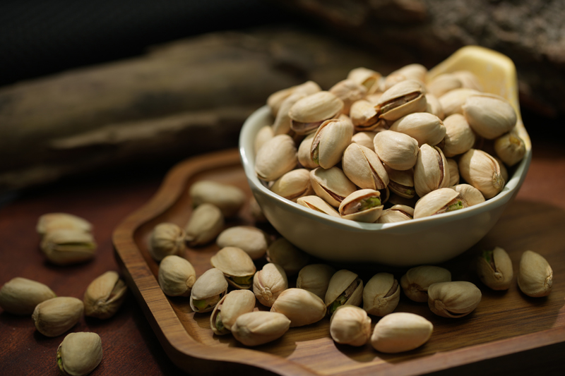 原色開(kāi)心果和(hé)漂白(bái)開(kāi)心果的(de)區(qū)别